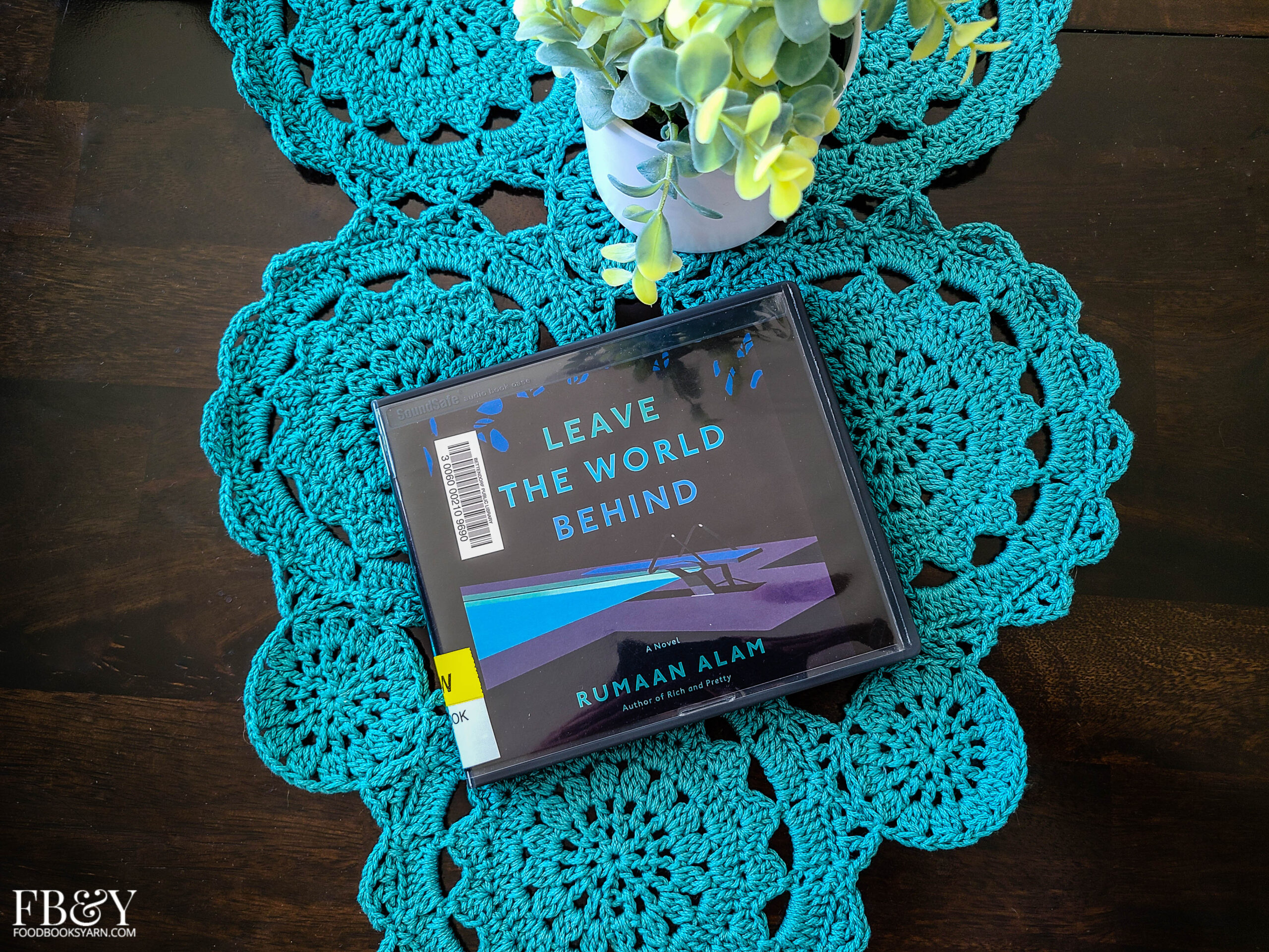 leave the world behind review book